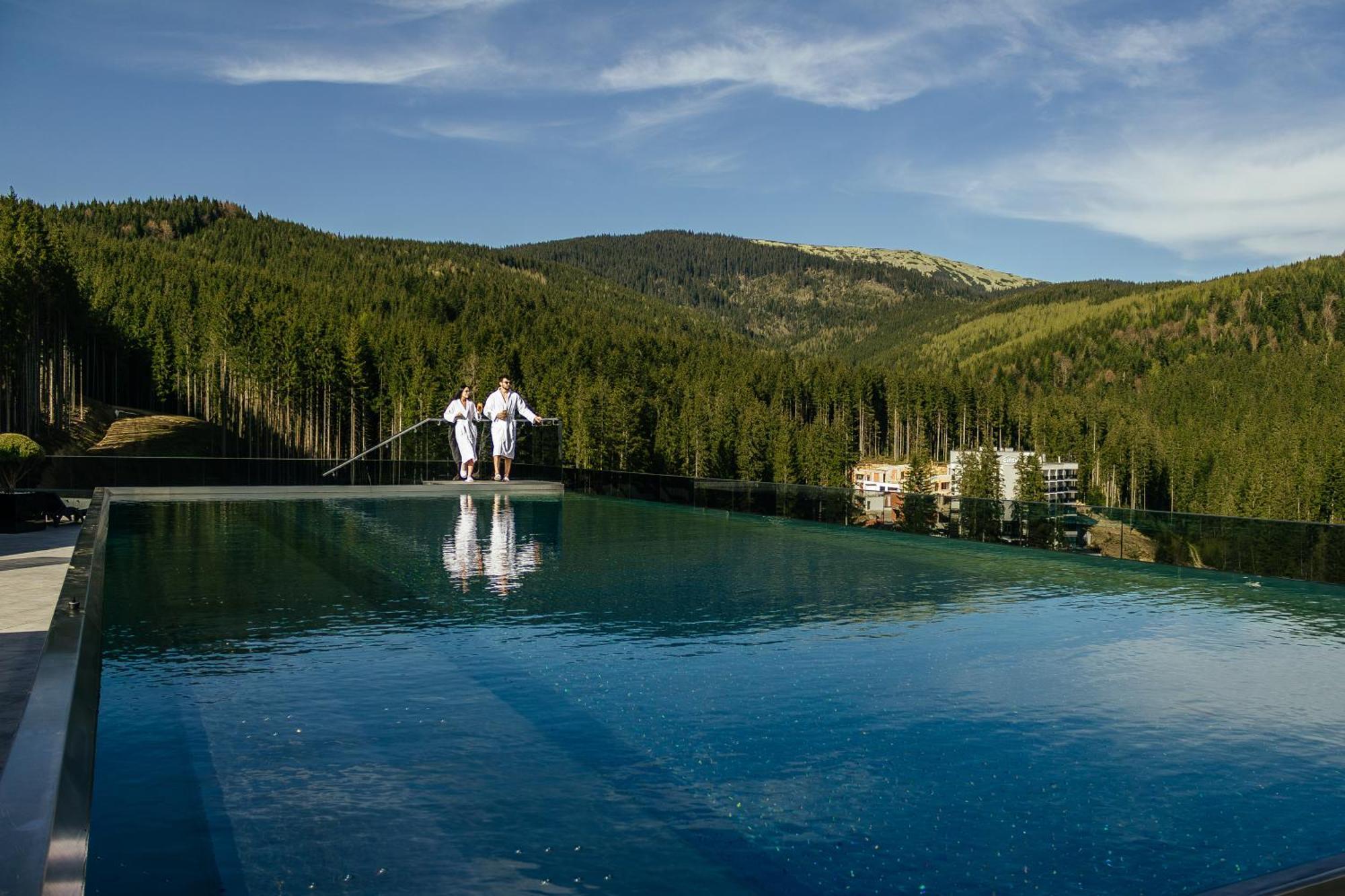 Rest&Ski Spa Resort Bukovel Exterior foto